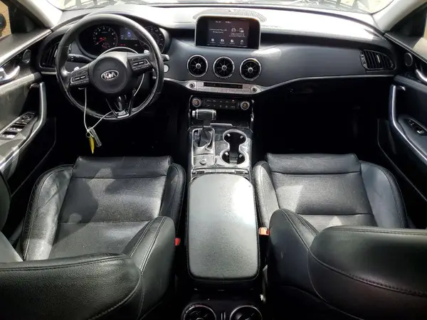 KNAE15LA3J6017360 2018 KIA STINGER - Image 8