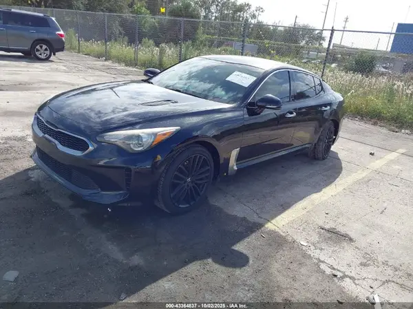 KNAE15LA3J6024440 2018 KIA STINGER - Image 2