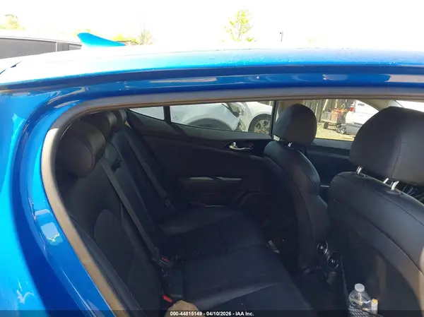KNAE15LA3J6032117 2018 KIA STINGER - Image 8