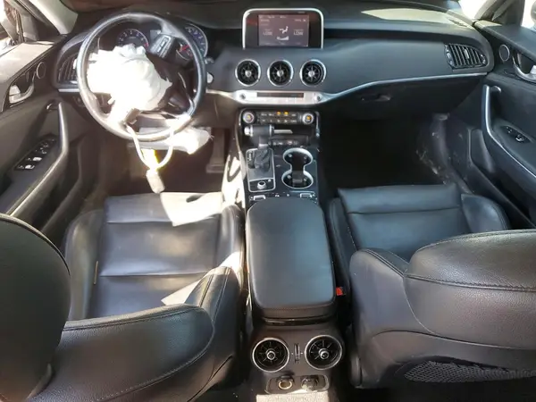 KNAE15LA3J6039374 2018 KIA STINGER - Image 8