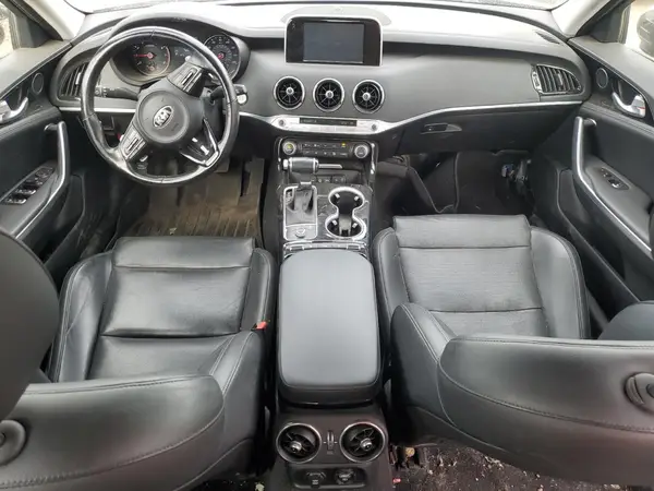 KNAE15LA3K6047184 2019 KIA STINGER - Image 8