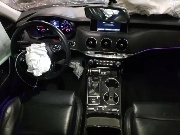 KNAE15LA3K6070657 2019 KIA STINGER - Image 8