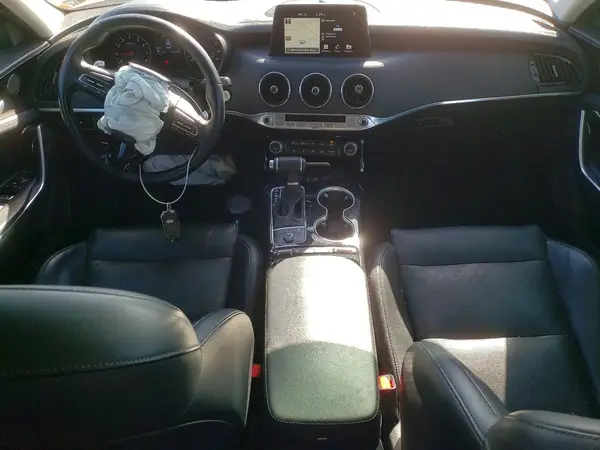 KNAE15LA4K6052099 2019 KIA STINGER - Image 8