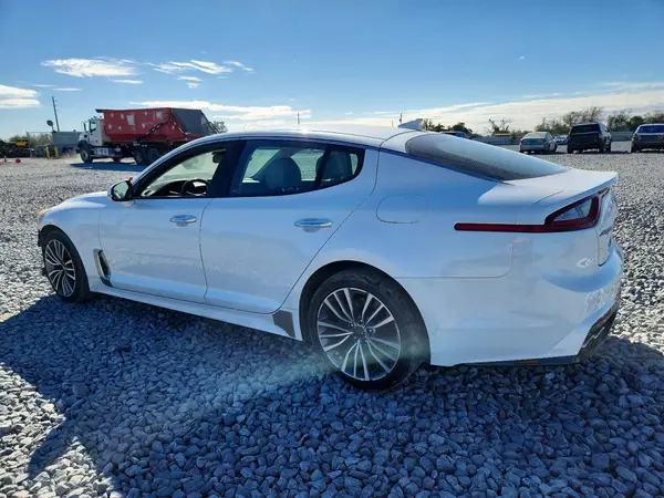 KNAE15LA4K6064222 2019 KIA STINGER - Image 2