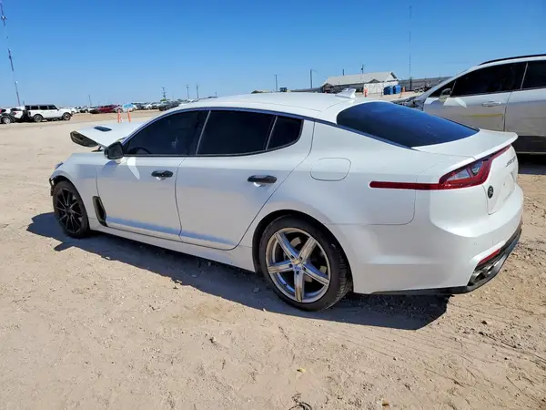KNAE15LA4K6068139 2019 KIA STINGER - Image 2
