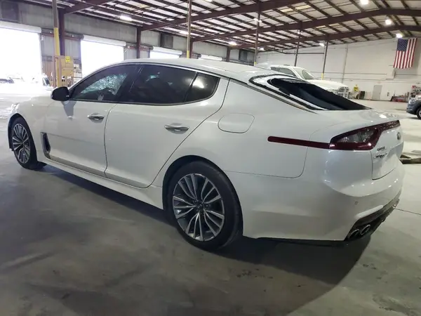 KNAE15LA5K6053861 2019 KIA STINGER - Image 2