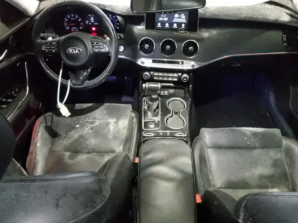KNAE15LA5K6053861 2019 KIA STINGER - Image 8