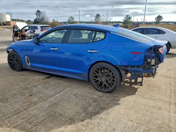 KNAE15LA5K6068165 2019 KIA STINGER - Image 2