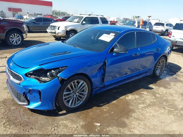 KNAE15LA6J6013433 2018 KIA STINGER - Image 2