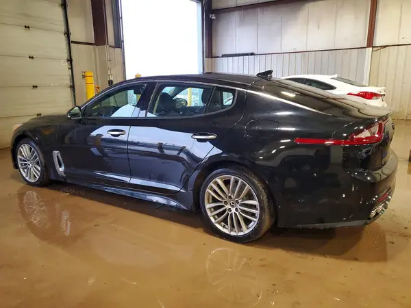 KNAE15LA6J6015442 2018 KIA STINGER - Image 2