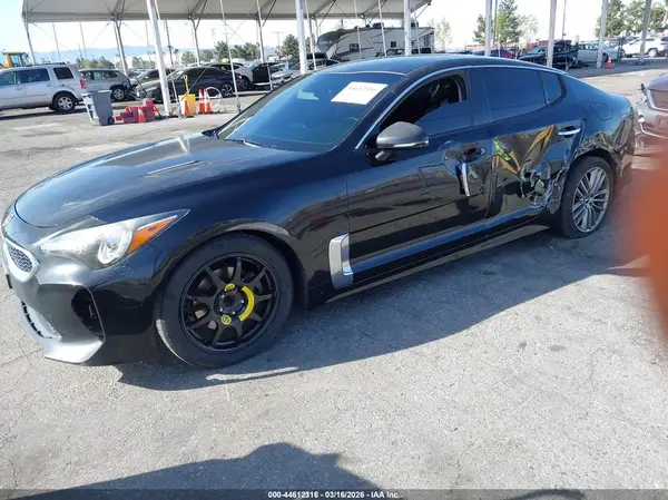 KNAE15LA6J6034105 2018 KIA STINGER - Image 2