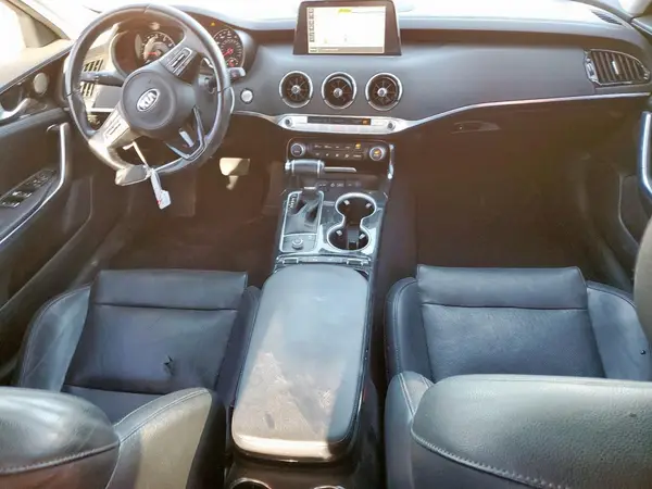 KNAE15LA6K6045171 2019 KIA STINGER - Image 8