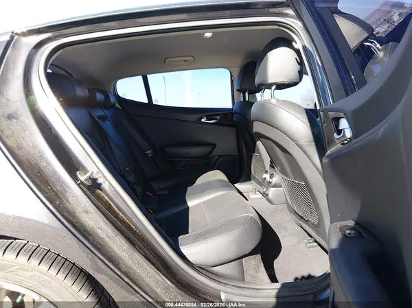 KNAE15LA6K6047244 2019 KIA STINGER - Image 8