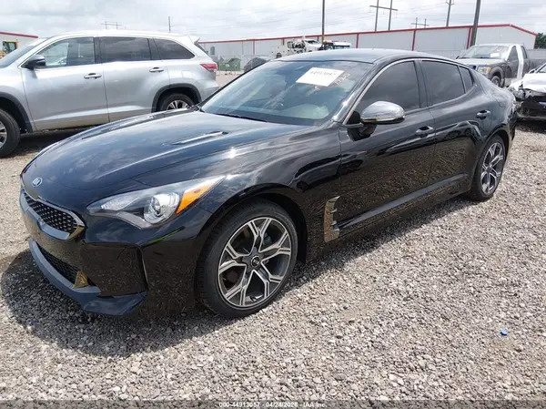 KNAE15LA6L6076941 2020 KIA STINGER - Image 2
