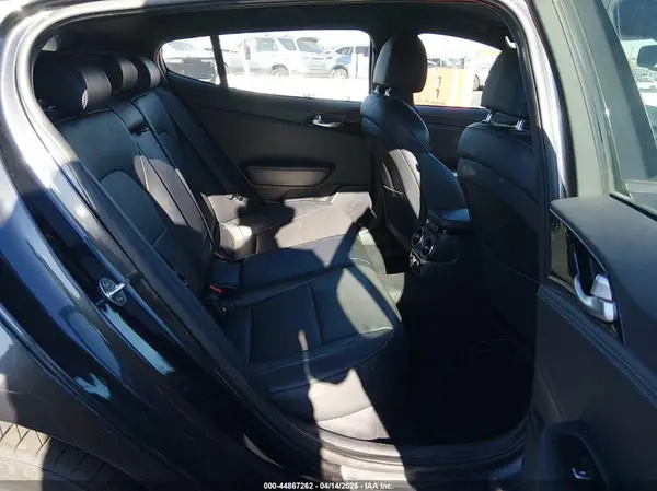KNAE15LA6M6090100 2021 KIA STINGER - Image 8