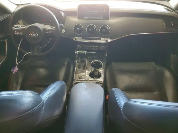 KNAE15LA7J6013800 2018 KIA STINGER - Image 8