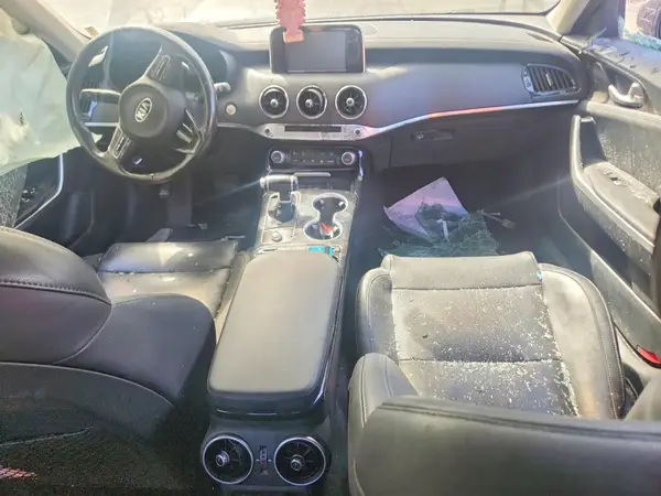 KNAE15LA7J6024781 2018 KIA STINGER - Image 8