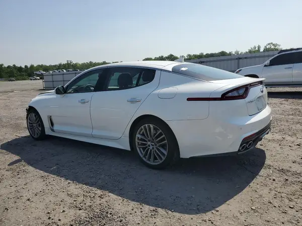 KNAE15LA7J6036588 2018 KIA STINGER - Image 2