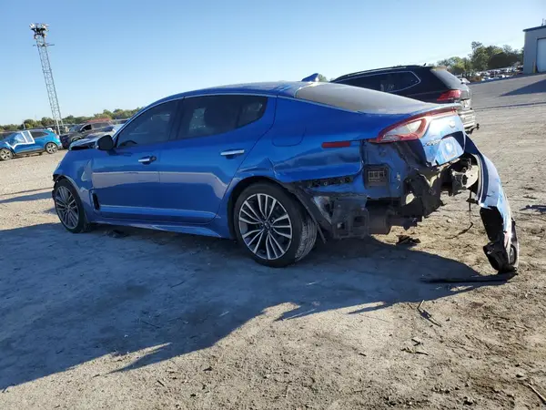 KNAE15LA7J6038941 2018 KIA STINGER - Image 2