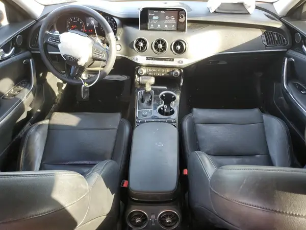 KNAE15LA7J6038941 2018 KIA STINGER - Image 8