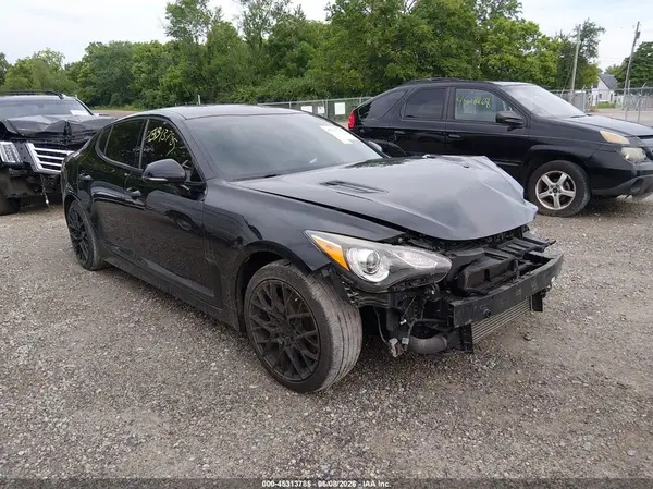 KNAE15LA7K6049388 2019 KIA STINGER - Image 1