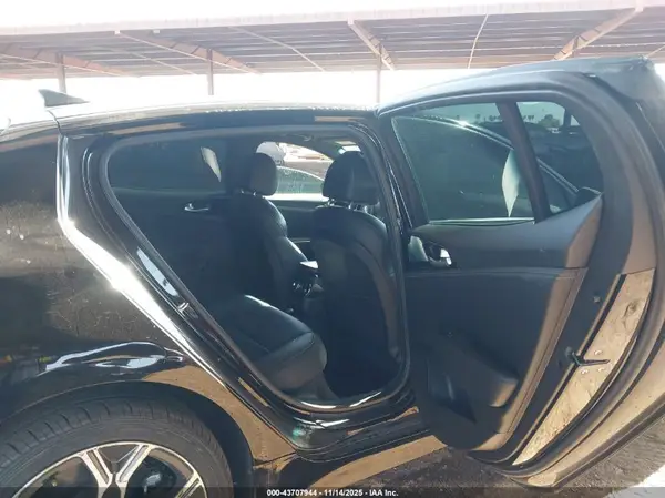 KNAE15LA7M6098030 2021 KIA STINGER - Image 8