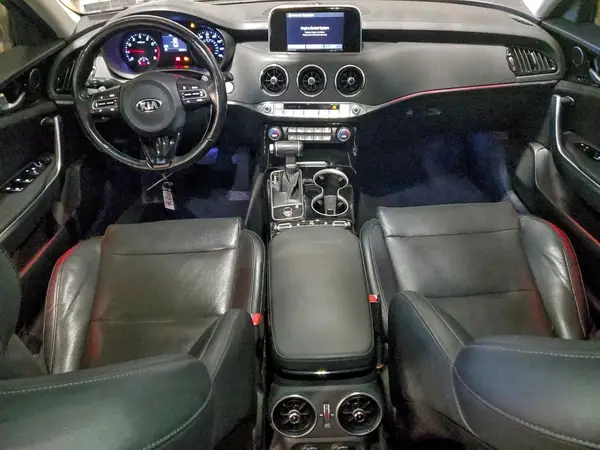 KNAE15LA8J6012705 2018 KIA STINGER - Image 8