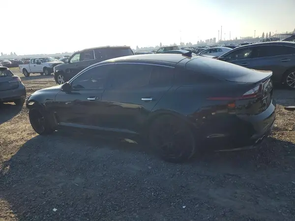 KNAE15LA8J6013210 2018 KIA STINGER - Image 2