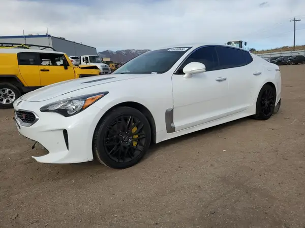 KNAE15LA8J6036101 2018 KIA STINGER - Image 1