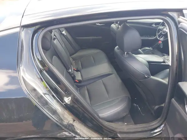 KNAE15LA8J6039368 2018 KIA STINGER - Image 8