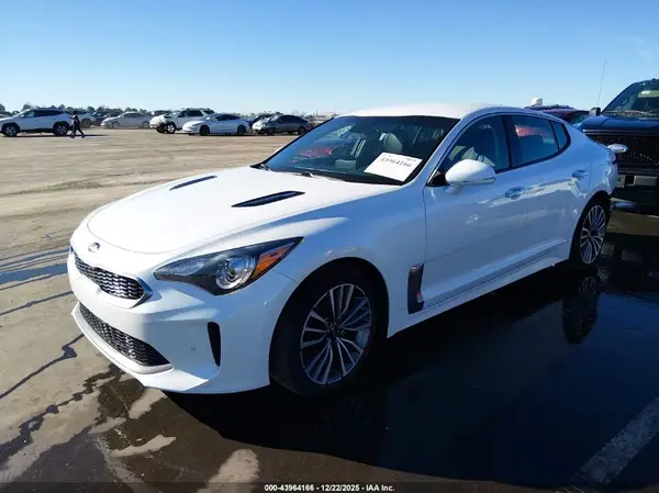 KNAE15LA8K6051294 2019 KIA STINGER - Image 2