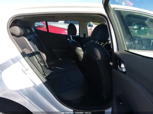 KNAE15LA8K6051294 2019 KIA STINGER - Image 8