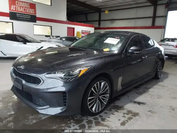 KNAE15LA8K6062411 2019 KIA STINGER - Image 2