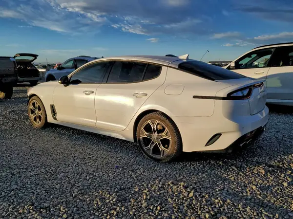 KNAE15LA8L6074382 2020 KIA STINGER - Image 2