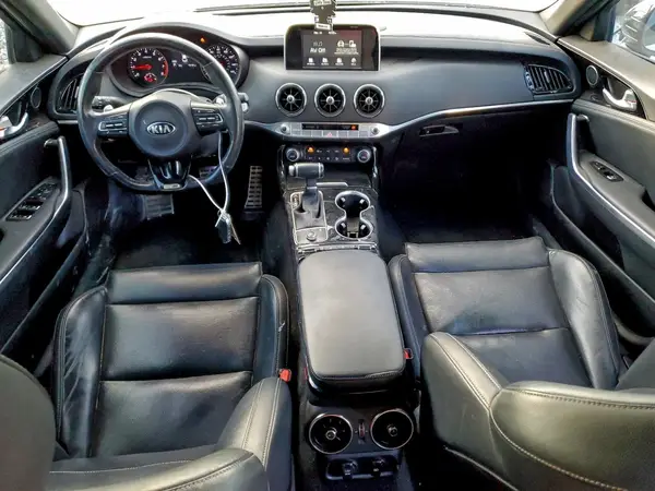 KNAE15LA8L6074382 2020 KIA STINGER - Image 8