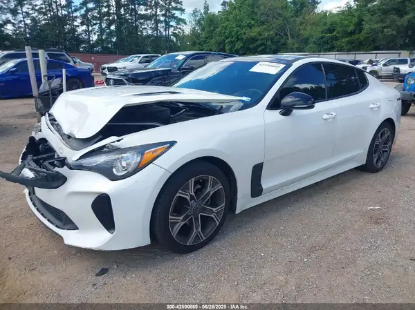 KNAE15LA8L6079078 2020 KIA STINGER - Image 2