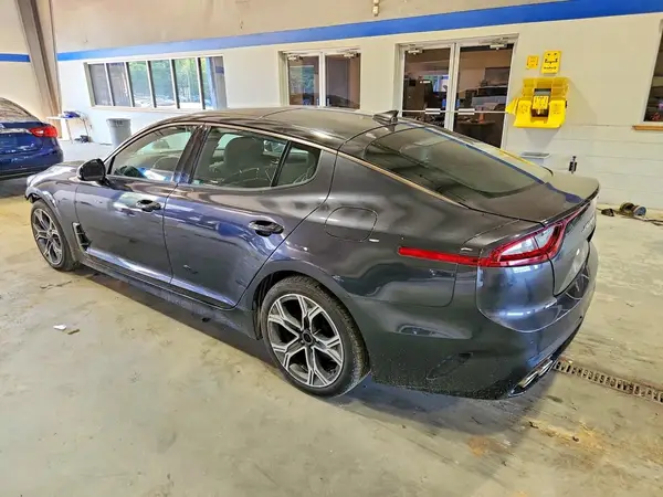 KNAE15LA8M6088235 2021 KIA STINGER - Image 2