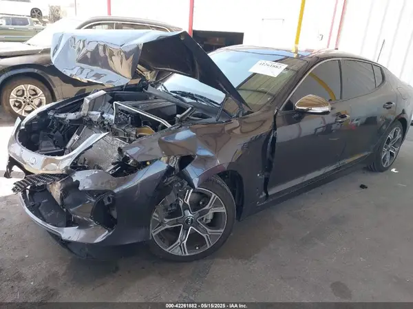 KNAE15LA8M6089725 2021 KIA STINGER - Image 2
