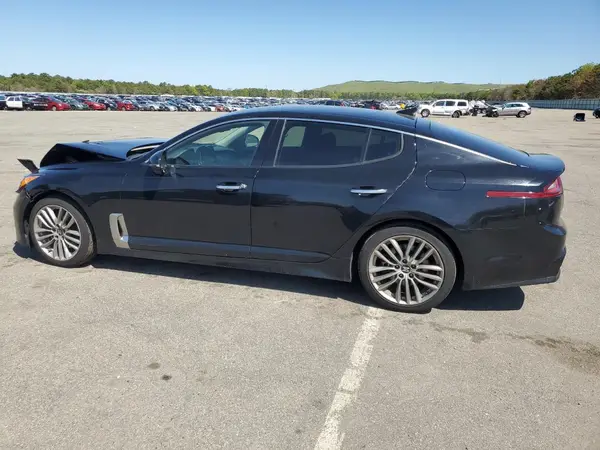 KNAE15LA9J6016438 2018 KIA STINGER - Image 2