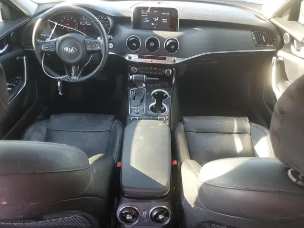 KNAE15LA9J6033689 2018 KIA STINGER - Image 8