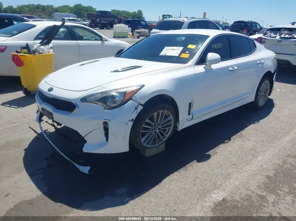 KNAE15LA9J6039380 2018 KIA STINGER - Image 2