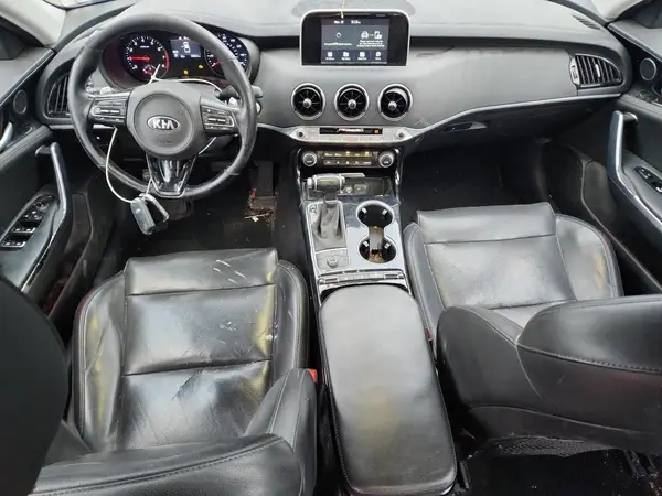 KNAE15LA9K6049456 2019 KIA STINGER - Image 8