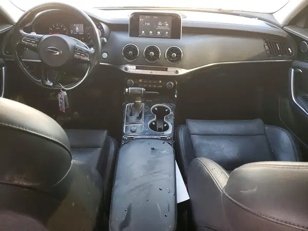 KNAE15LA9K6051367 2019 KIA STINGER - Image 8