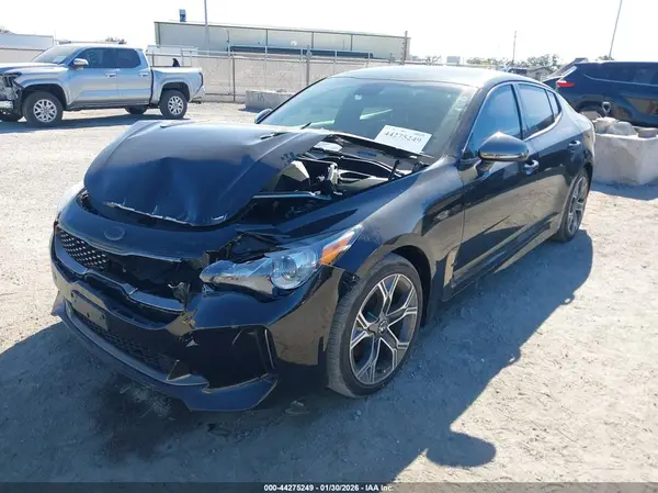 KNAE15LA9L6072222 2020 KIA STINGER - Image 2