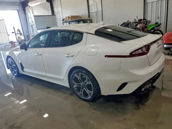 KNAE15LA9L6087187 2020 KIA STINGER - Image 2