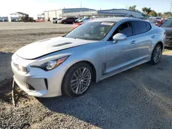 KNAE15LAXJ6011099 2018 KIA STINGER