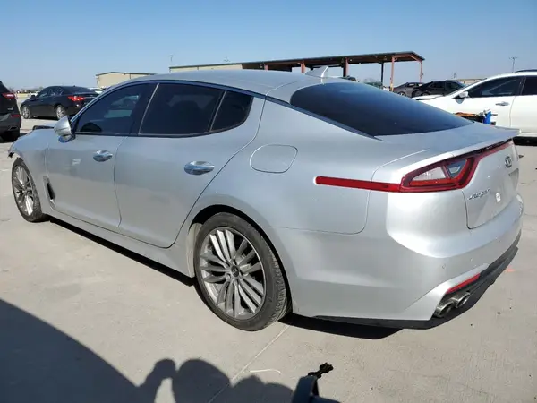 KNAE15LAXJ6012401 2018 KIA STINGER - Image 2