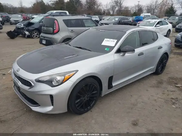KNAE15LAXJ6017257 2018 KIA STINGER - Image 2