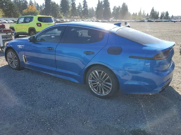 KNAE15LAXJ6020918 2018 KIA STINGER - Image 2