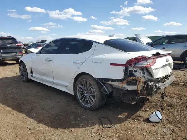 KNAE15LAXJ6024872 2018 KIA STINGER - Image 2